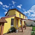 בית אירוח Privee Avec Jardin *