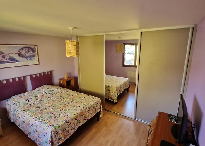 Privee Avec Jardin Homestay Clermont-Ferrand