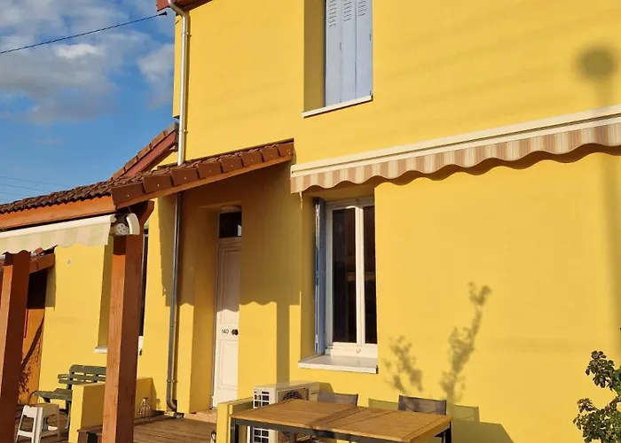 Privee Avec Jardin Homestay